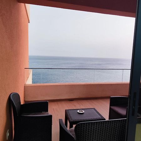 Ocean Mirror Apartment Praia Exteriér fotografie