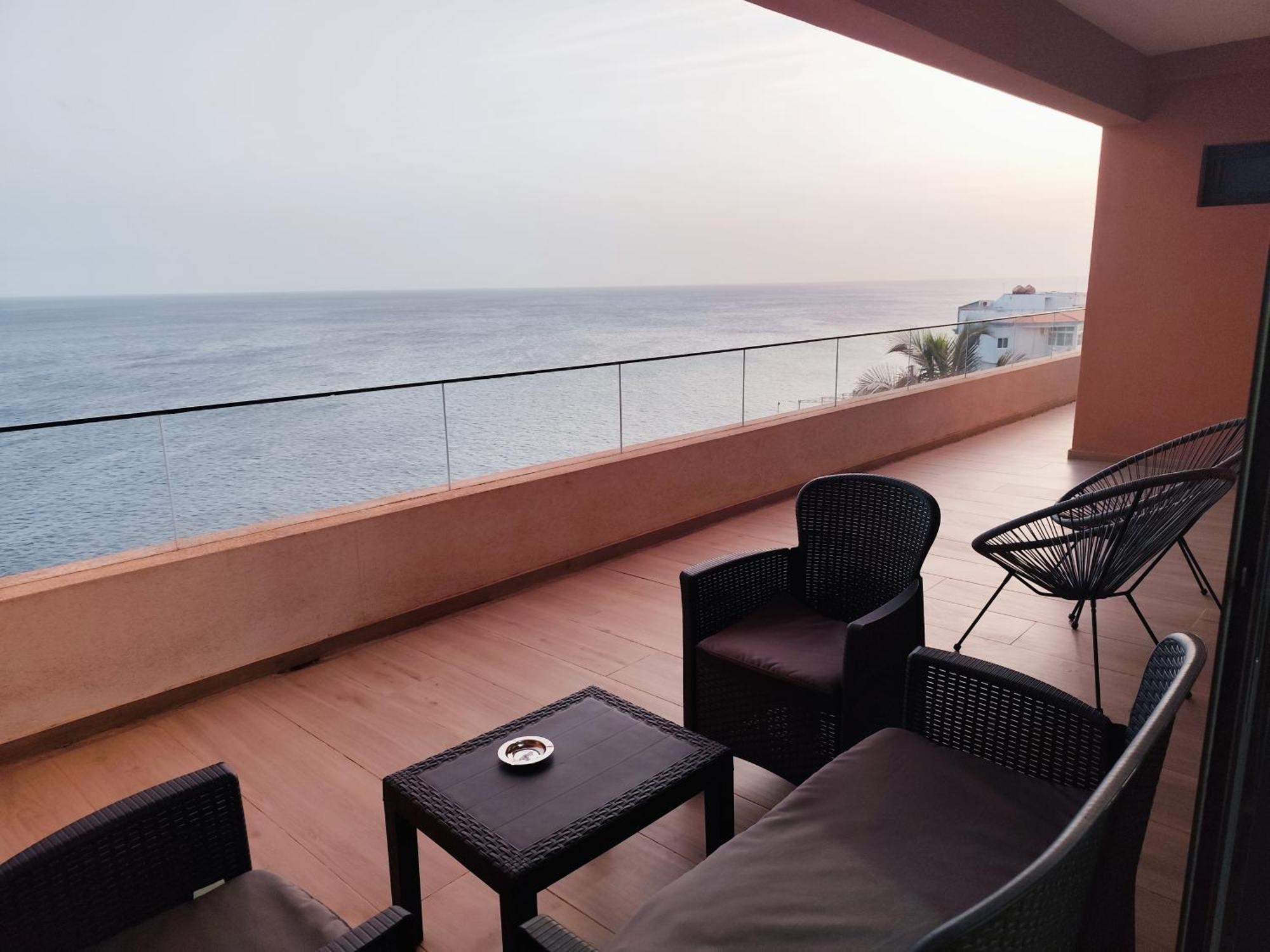 Ocean Mirror Apartment Praia Exteriér fotografie